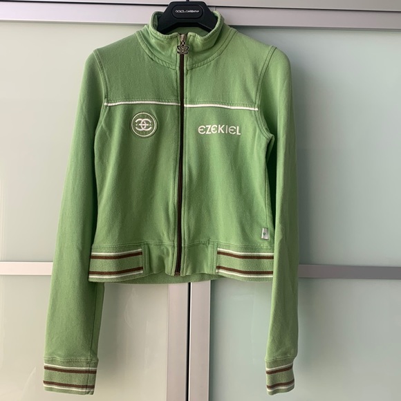 Logo Sweatshirt - Picture 6 of 16